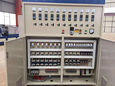 Panel Kontrol Listrik